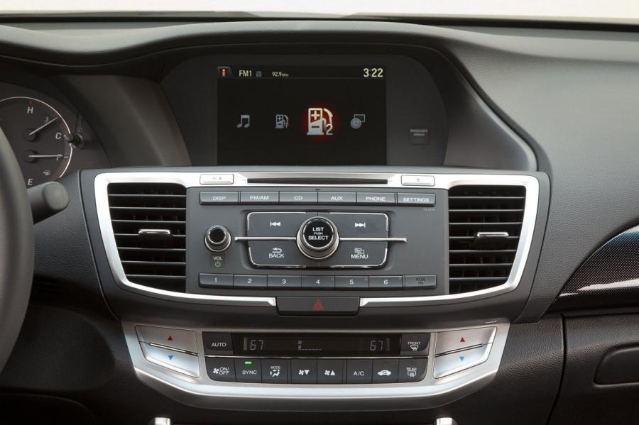  Honda Accord Sport Sedan 2013 года  (фото 44 из 147)